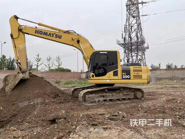 小松PC200-8M0挖掘機(jī)