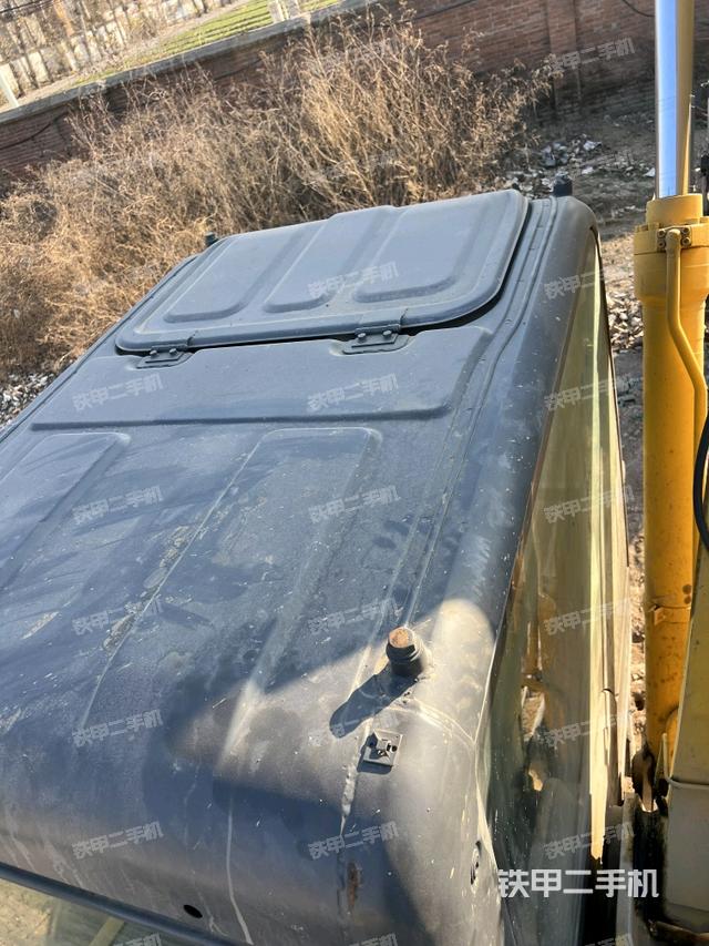 駕駛室頂部（整機(jī)外觀）