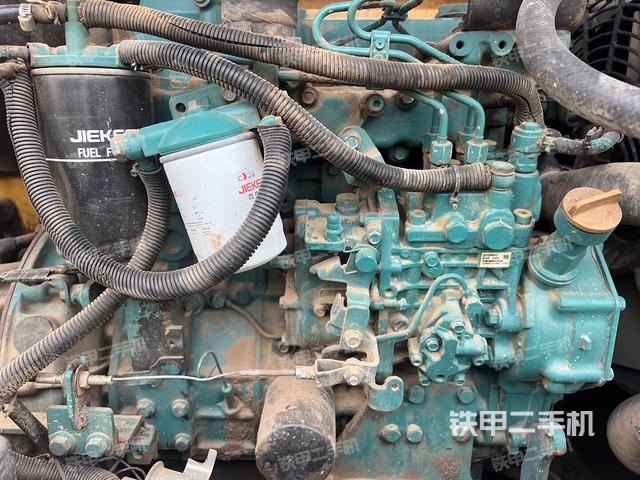 發(fā)動機(jī)整體俯視（整機(jī)外觀）