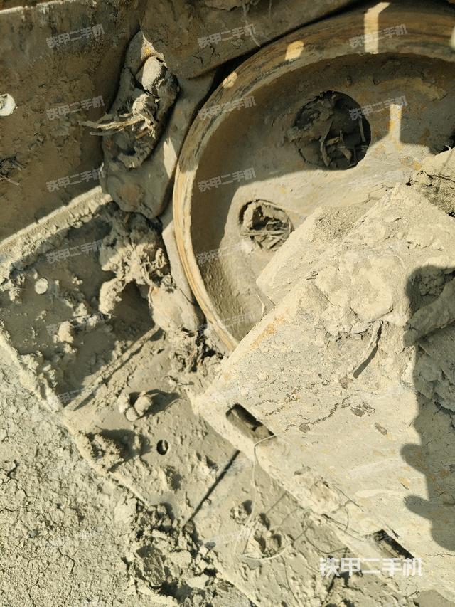 左導(dǎo)向輪（行走機(jī)構(gòu)）