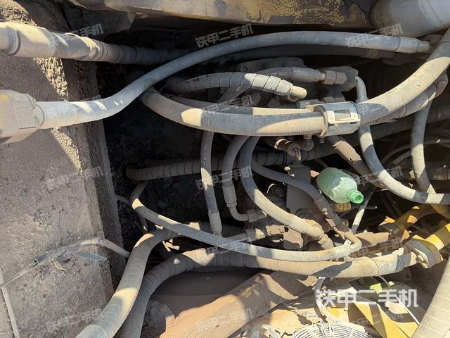 回轉(zhuǎn)馬達（上車部件）