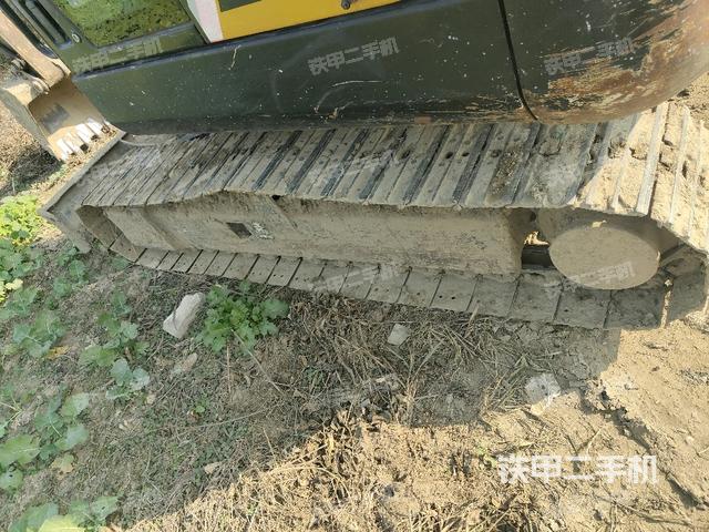 左侧履带整体 （行走机构）