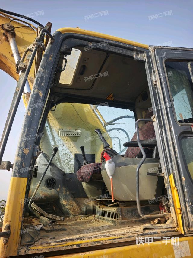 駕駛室整體（整機(jī)外觀）