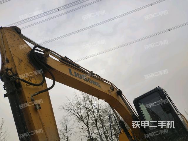 大臂背部俯視（工作和回轉裝置）