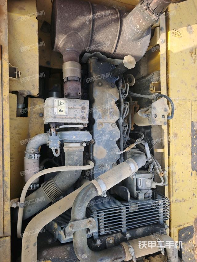 發(fā)動(dòng)機(jī)整體俯視（整機(jī)外觀）