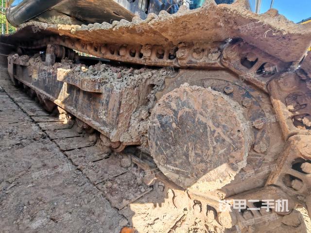 單側履帶整體（整機外觀）