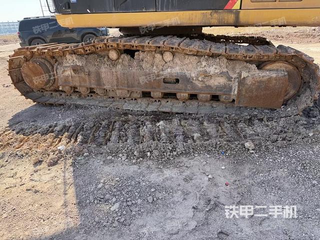 左導(dǎo)向輪（行走機構(gòu)）