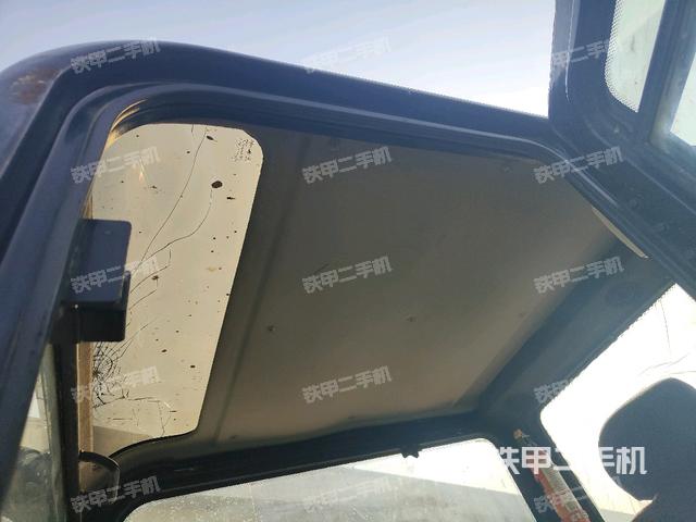 顶棚整体（驾驶室部分）