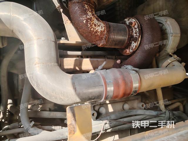 發(fā)動機左側(cè)（整機外觀及大件）