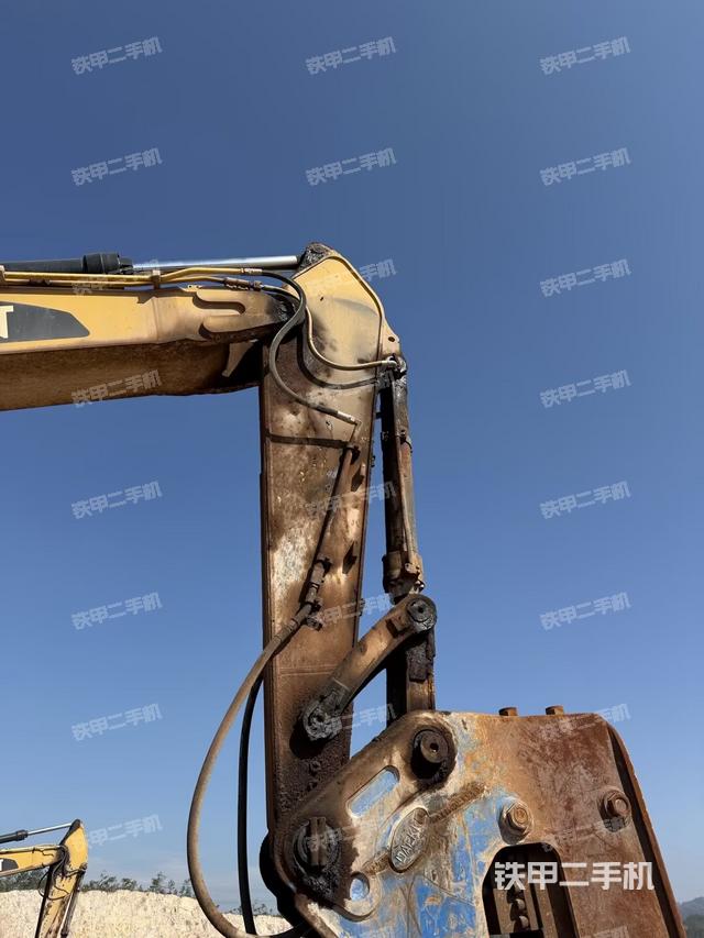 小臂整體左后（工作和回轉(zhuǎn)裝置）