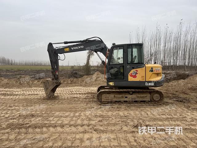 沃爾沃EC80D挖掘機(jī)
