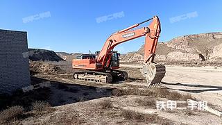 斗山DX380LC挖掘机