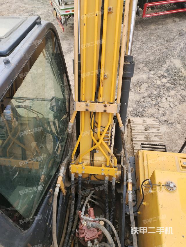 大臂油缸整體?豎拍（工作和回轉裝置）