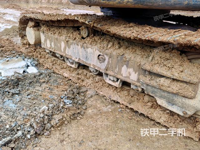 單側(cè)履帶整體（整機(jī)外觀）