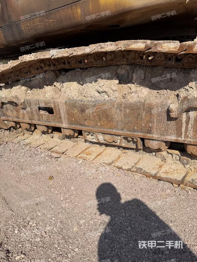 右側(cè)行走馬達蓋板（行走機構(gòu)）