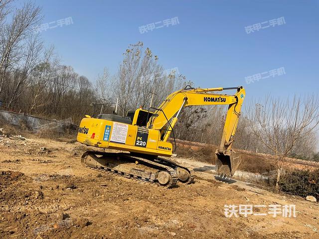 駕駛室頂部（整機(jī)外觀）