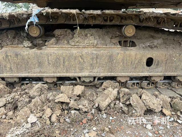 单侧履带整体（整机外观）