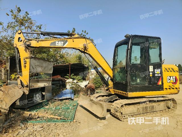 卡特彼勒CAT?305.5E2 小型液壓挖掘機(jī)