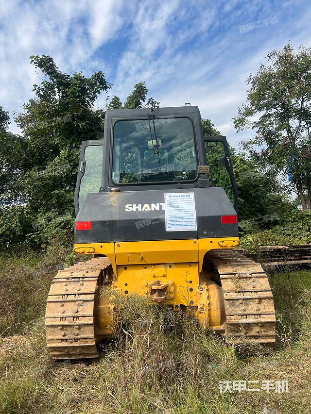 整机右后45°（设备外观及核心部件）