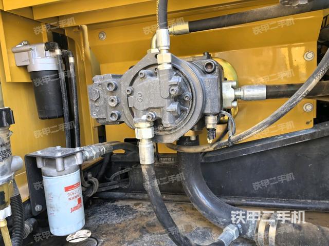 液压泵室（大件舱室）