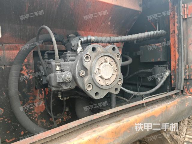 液压泵室（大件舱室）