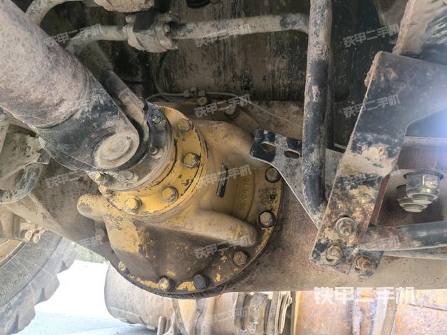 前驱动桥（液压/传动系统）