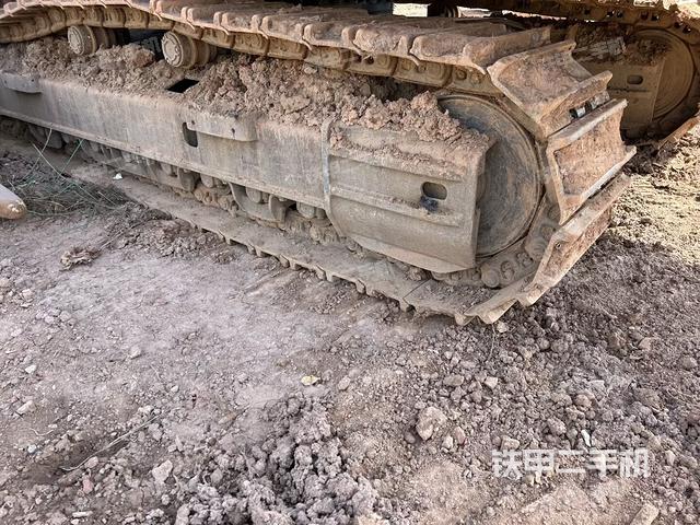 左侧履带整体 （行走机构）