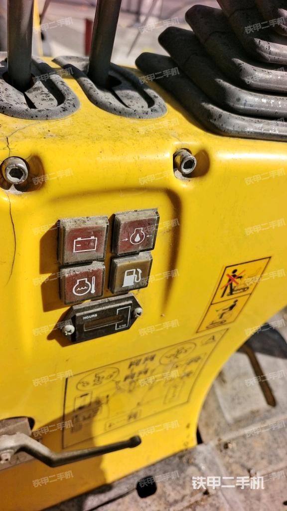 显示屏 （驾驶室部分）