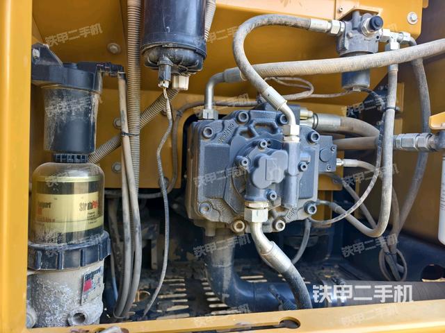 液压泵斜45 左（大件舱室）