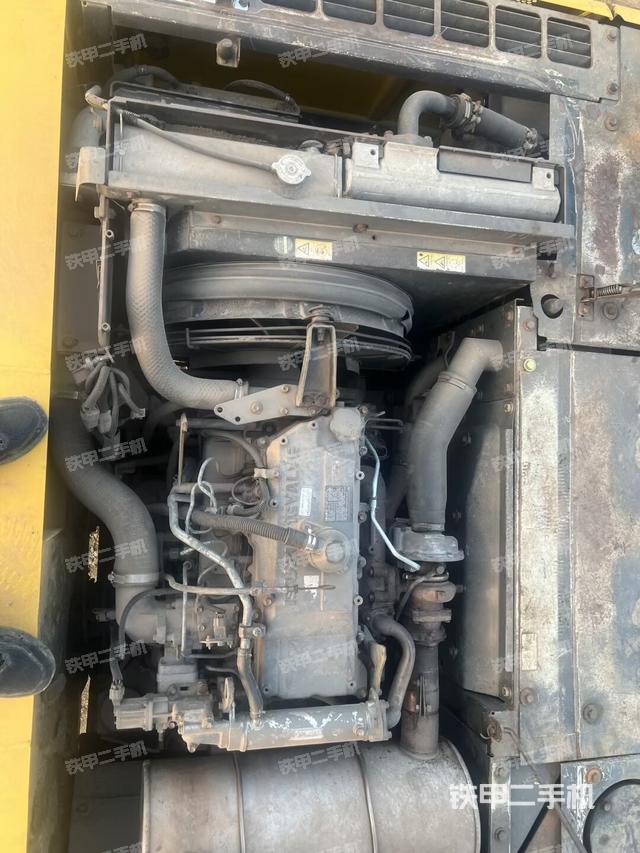 发动机整体俯视（整机外观）