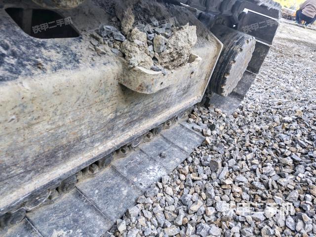 右驱动轮（行走机构）