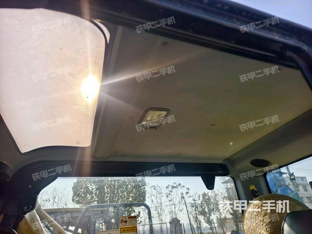 顶棚整体（驾驶室部分）