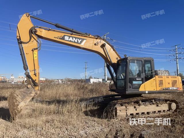 三一重工SY215C挖掘机