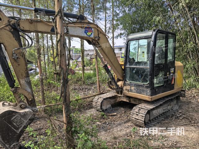 卡特彼勒306E2小型液压挖掘机