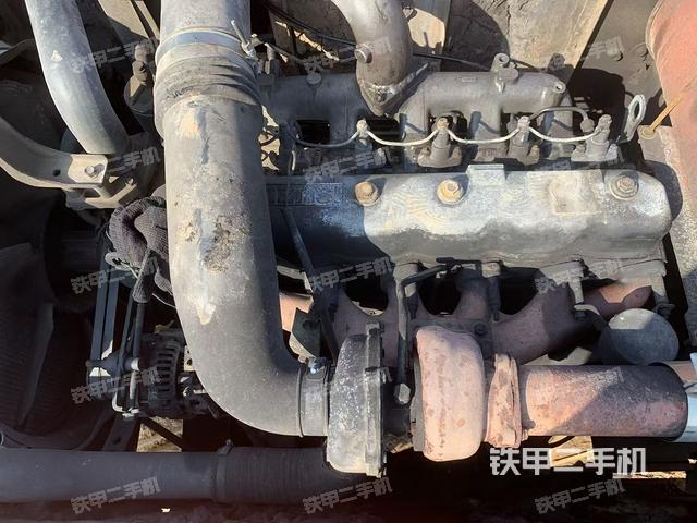 发动机整体俯视（整机外观）