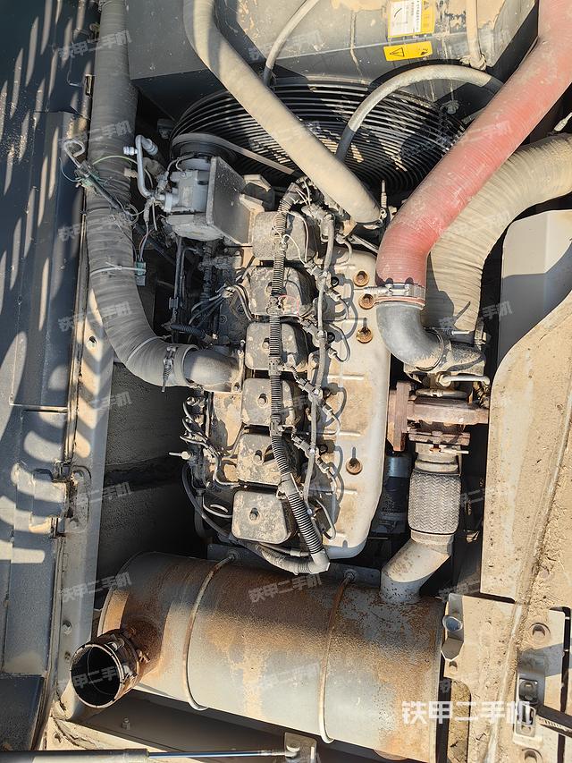 发动机整体俯视（整机外观）