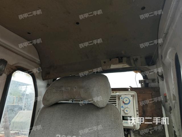 座椅后部（驾驶室部分）