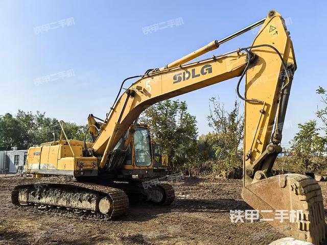 单侧履带整体（整机外观）