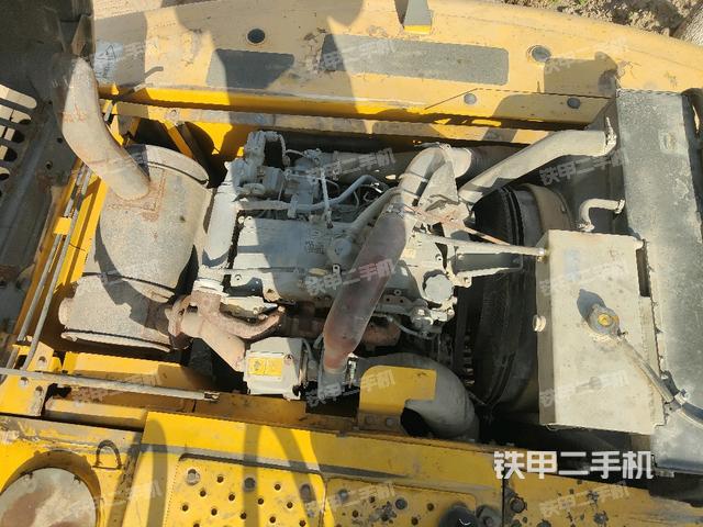 发动机室（上车部件）