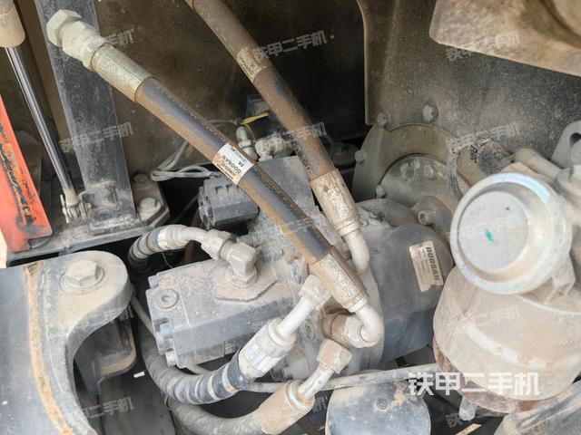 液压泵室（大件舱室）