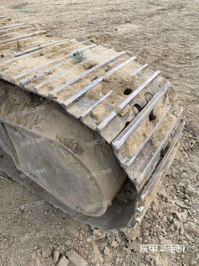 单侧履带整体（整机外观）