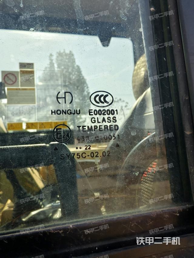 右侧玻璃角标（驾驶室部分）