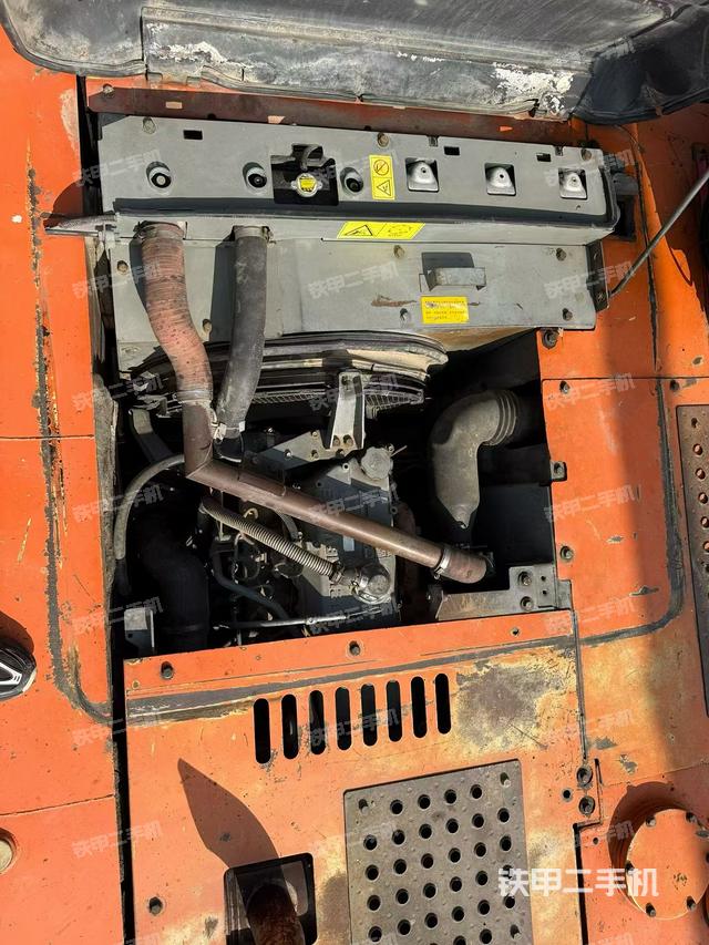 发动机整体俯视（整机外观）