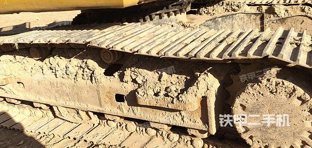 单侧履带整体（整机外观）