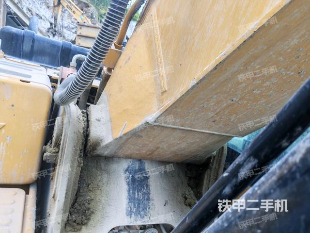 大臂根部 斜视（工作和回转装置）