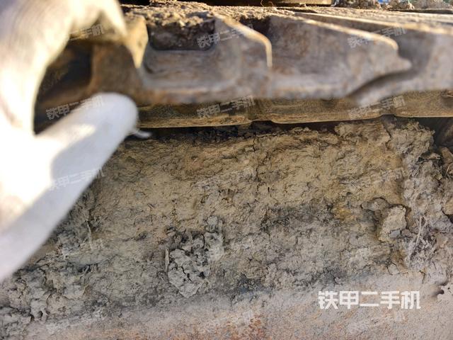 左侧行走马达盖板（行走机构）