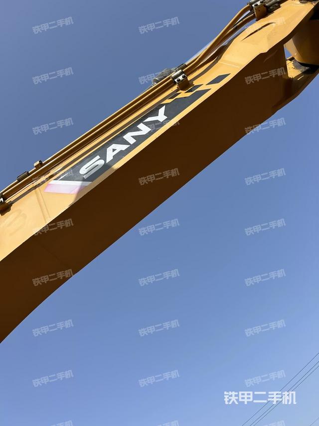 大臂整体 右侧（工作和回转装置）