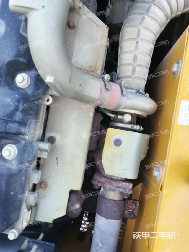 气门室盖螺丝特写（上车部件）