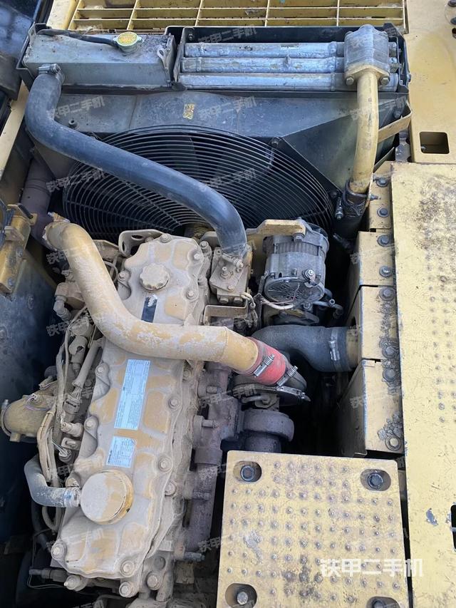 发动机整体俯视（整机外观）