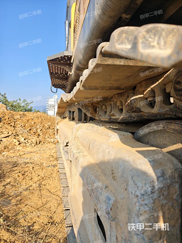 单侧履带整体（整机外观）